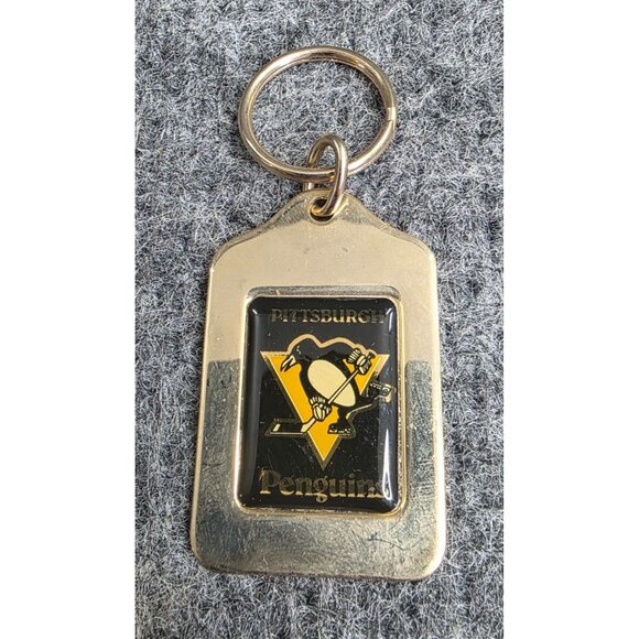 Pittsburgh Penguins Metal Keychain With Logo & Ring - Picture 1 of 4